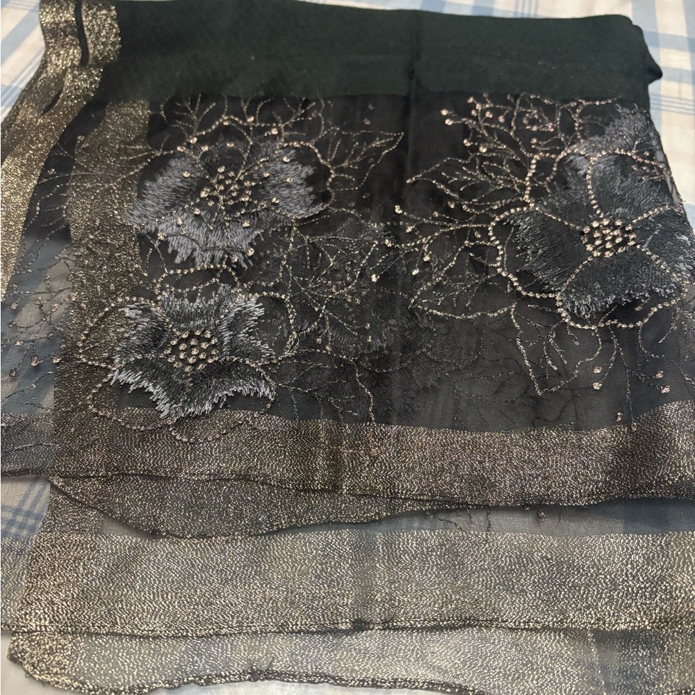 Scarf for holiday wear
